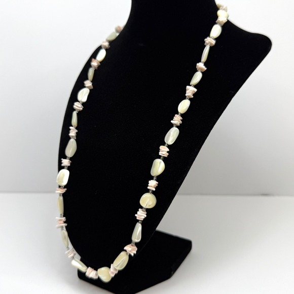 Mother of Pearl Bead Necklace Peach Chip Shell Accent Statement Jewelry 11.5 in - Picture 3 of 7